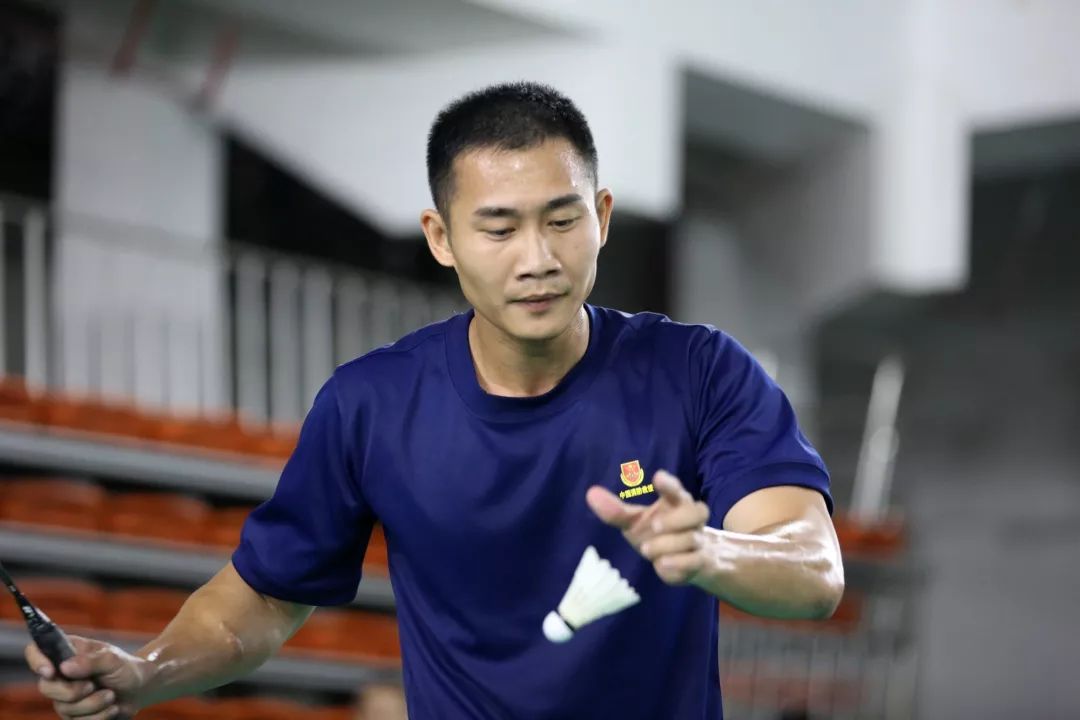 kaiyun-热血对决！球员们全神贯注争夺荣耀的简单介绍